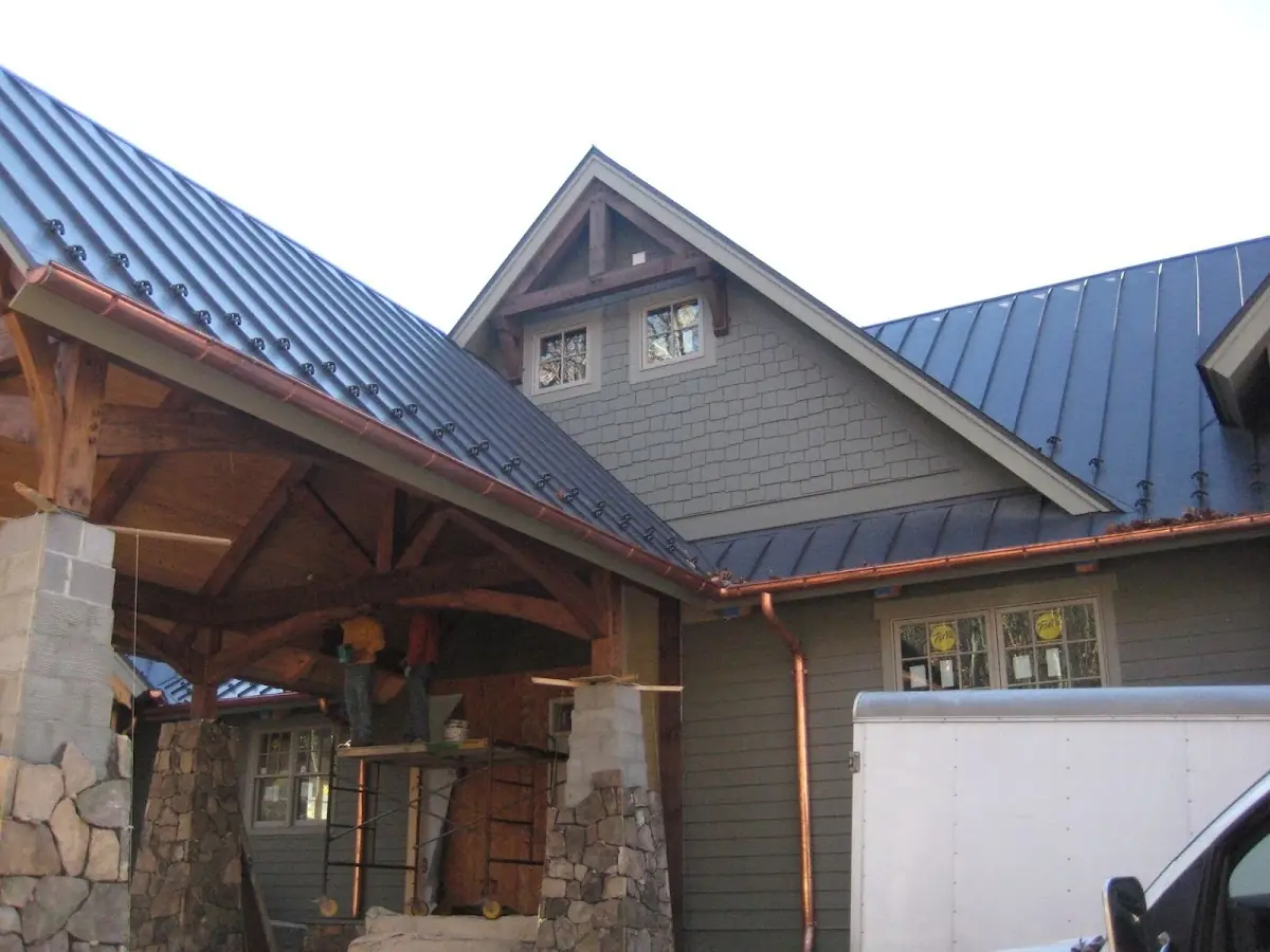 Craftsman Roofing team delivering quality roofing work in Middleton